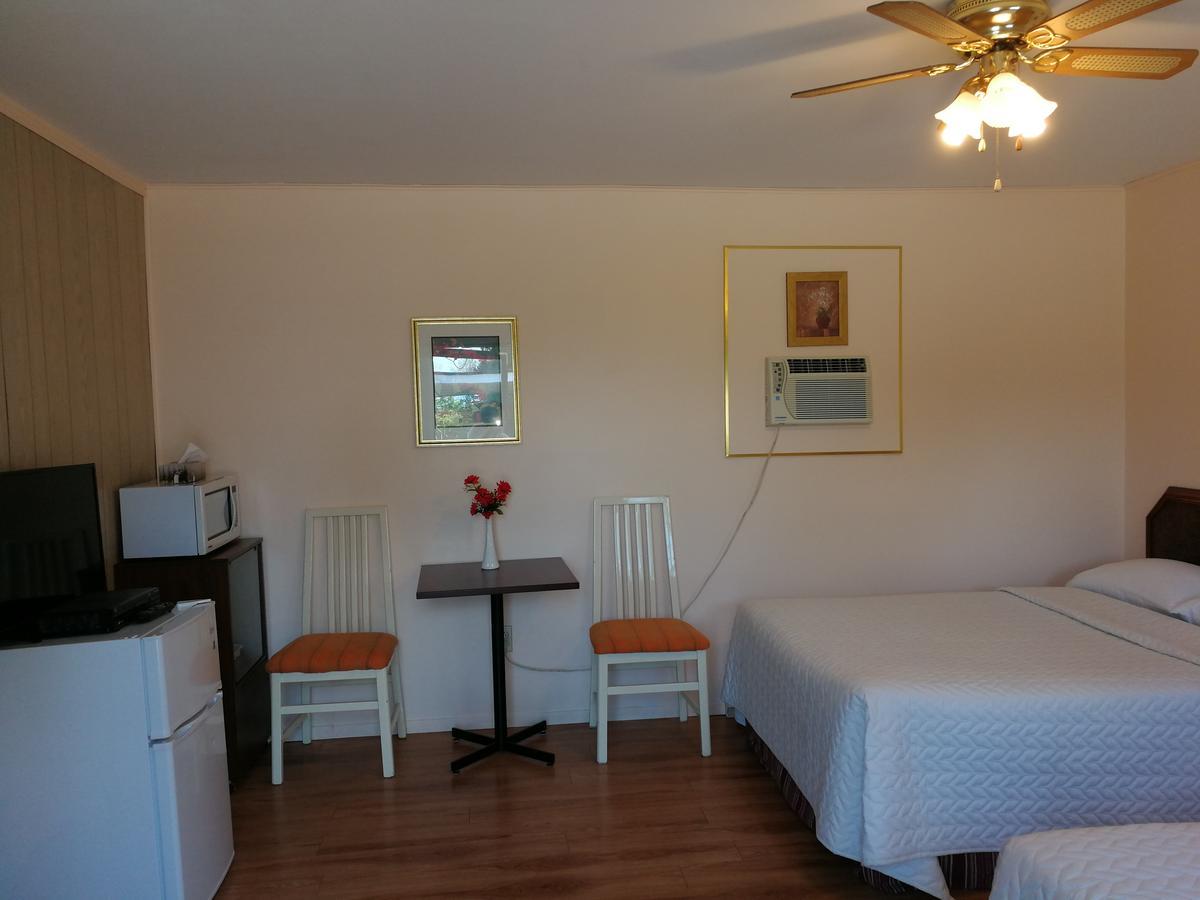 Motel Belair Rigaud Exterior photo