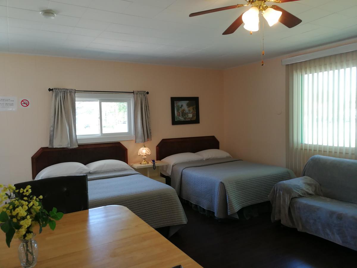 Motel Belair Rigaud Exterior photo